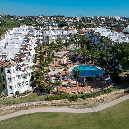 Stylish In Golf - Pass The Keys Apartment *