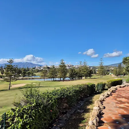 Apartment Stylish In Golf - Pass The Keys *