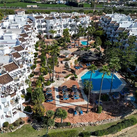 Stylish In Golf - Pass The Keys Apartment Mijas